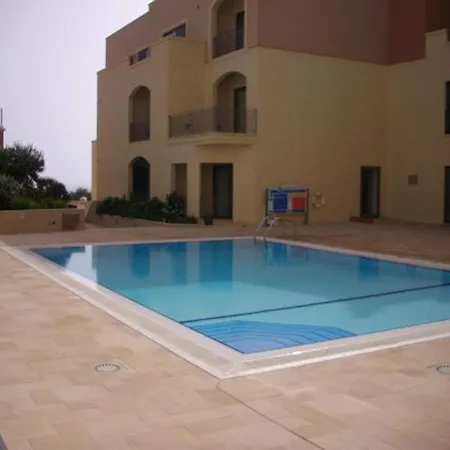 Apartment With Shared Pool